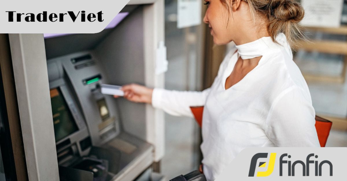 Vietcombank và BIDV phát đi loạt thông báo khẩn cho khách hàng