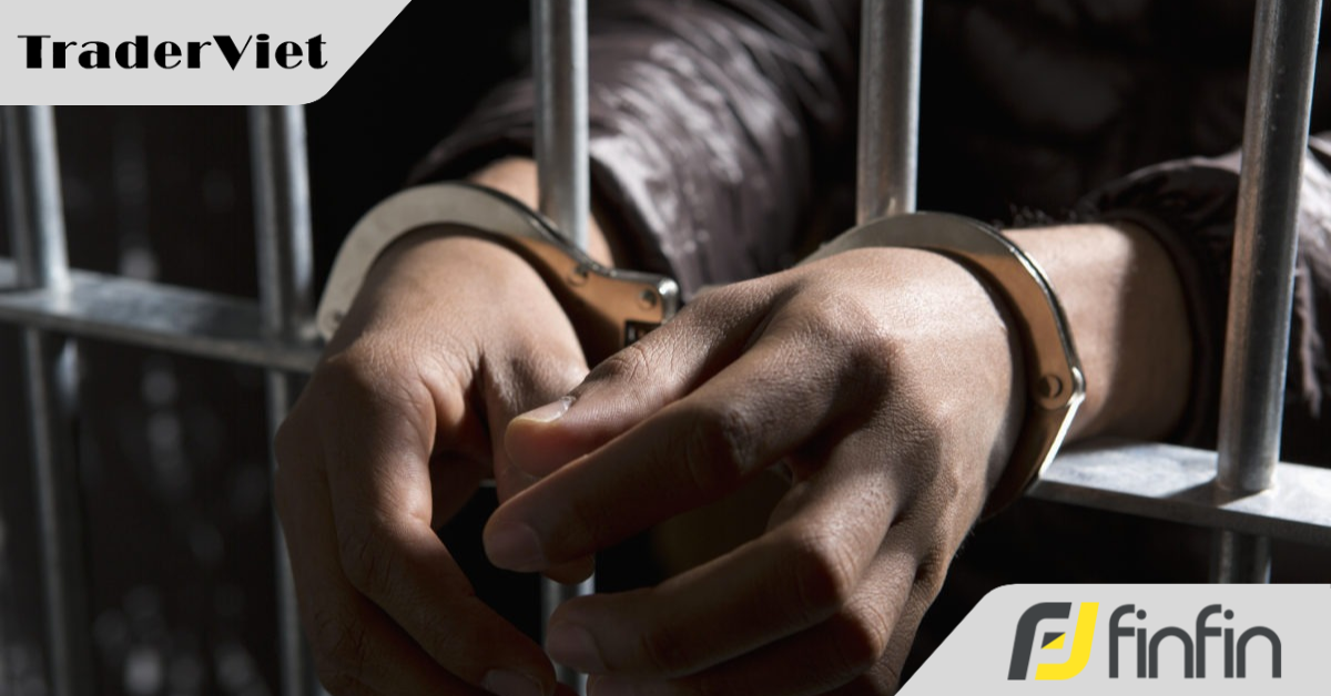 Trốn truy nã 31 năm, bị bại lộ vì thành chuyên gia tài chính nổi tiếng