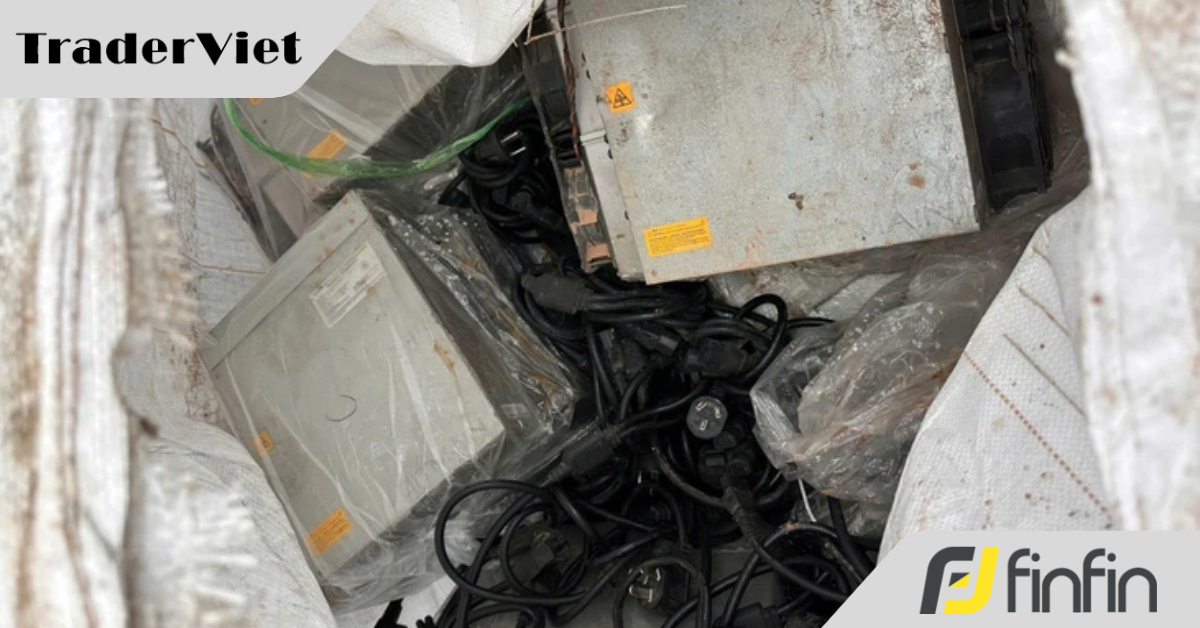 Thu giữ 500 máy đào tiền điện tử nhập lậu vào Việt Nam