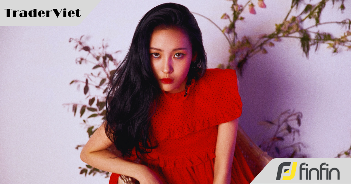 Nữ ca sĩ hàng đầu bị tố lừa đảo crypto