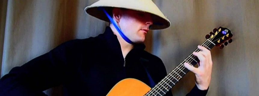 Dành cho trader nào mê tiếng đàn guitar! Chơi techno bằng acoustic