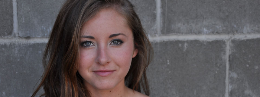 Hot girl trader 19 tuổi làm các quỹ phòng hộ phải hổ thẹn