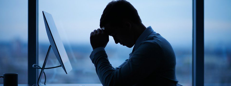 Phân tích Altcoin ngày 15/03: Đổ dốc