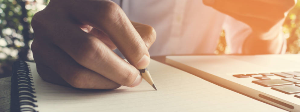 Bất kì cuốn nhật ký trading nào cũng không thể thiếu 3 yếu tố này