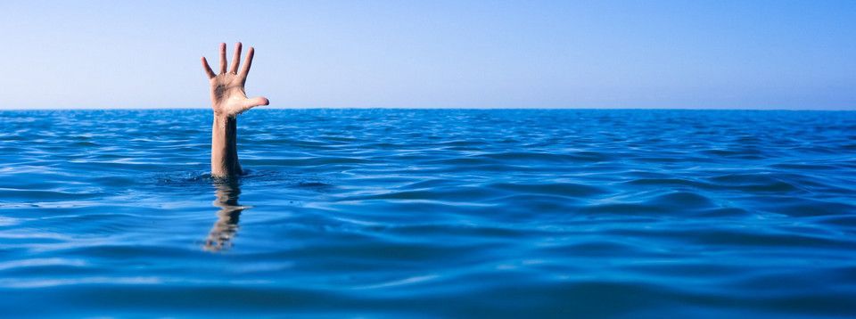 Vì sao GBPUSD giảm gần 100 pips trong vòng nửa tiếng vừa qua? Cập nhật thêm tý phân tích kỹ thuật