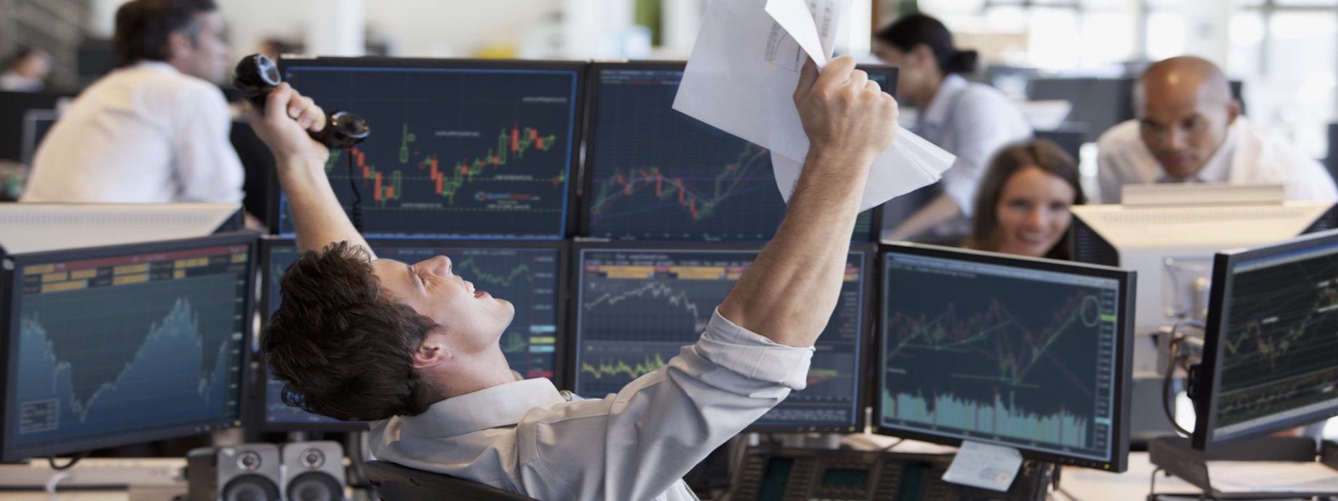 Trader lỗ 3 triệu đô la vì "tưởng đang đánh demo", tức mình gỡ vốn và lời thêm 11 triệu