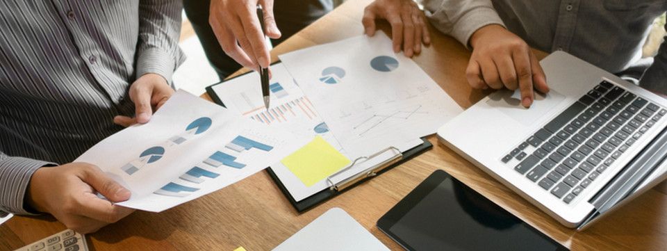 Phân tích cơ bản forex - Vì sao GBP biến động mạnh và hướng nào cho USD tiếp?