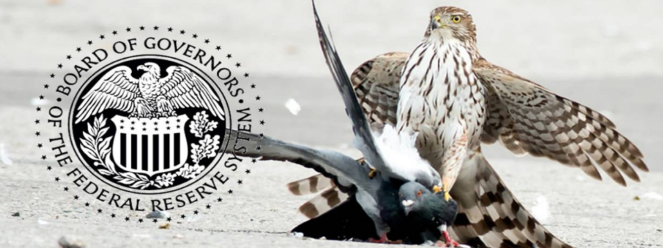 Tiêu điểm phiên Mỹ 09/11 – Trái với phần còn lại của thế giới, Fed vẫn giữ giọng điệu ‘diều hâu’