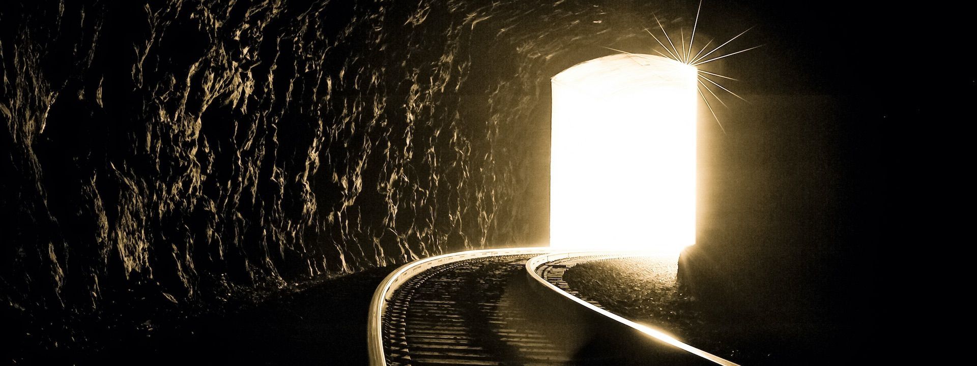 Hôm nay trade coin gì? - Ngày 27/11: Hy vọng cuối đường hầm