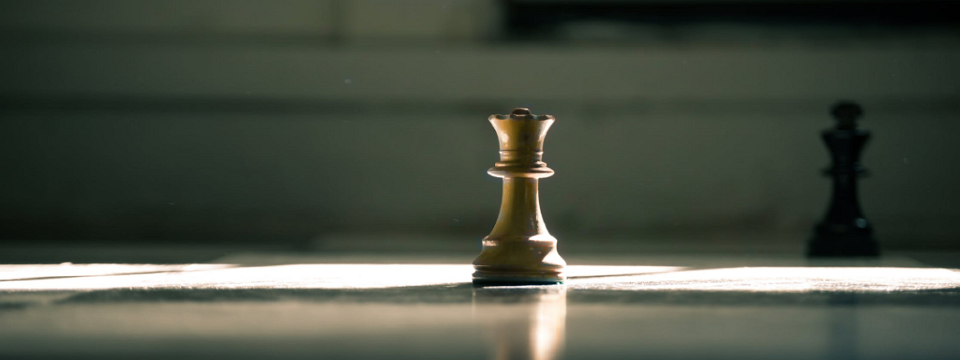 Tại sao chuyên gia phân  tích chưa chắc đã kiếm được tiền?!