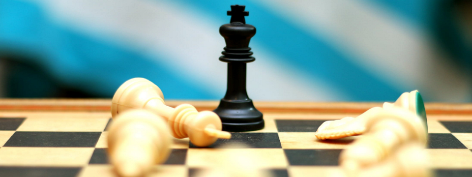 Các "Phù thủy" thị trường nói gì sau cú tăng 1,000 điểm của Down Jones