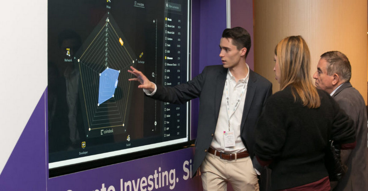 Chúng ta học được gì từ 100 cuộc trò chuyện với nhà đầu tư tổ chức