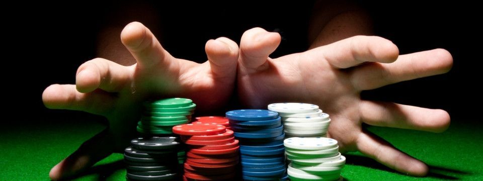 Day Trader thua lỗ 2.5 triệu USD, chơi cú chót 250.000 USD và kết cục