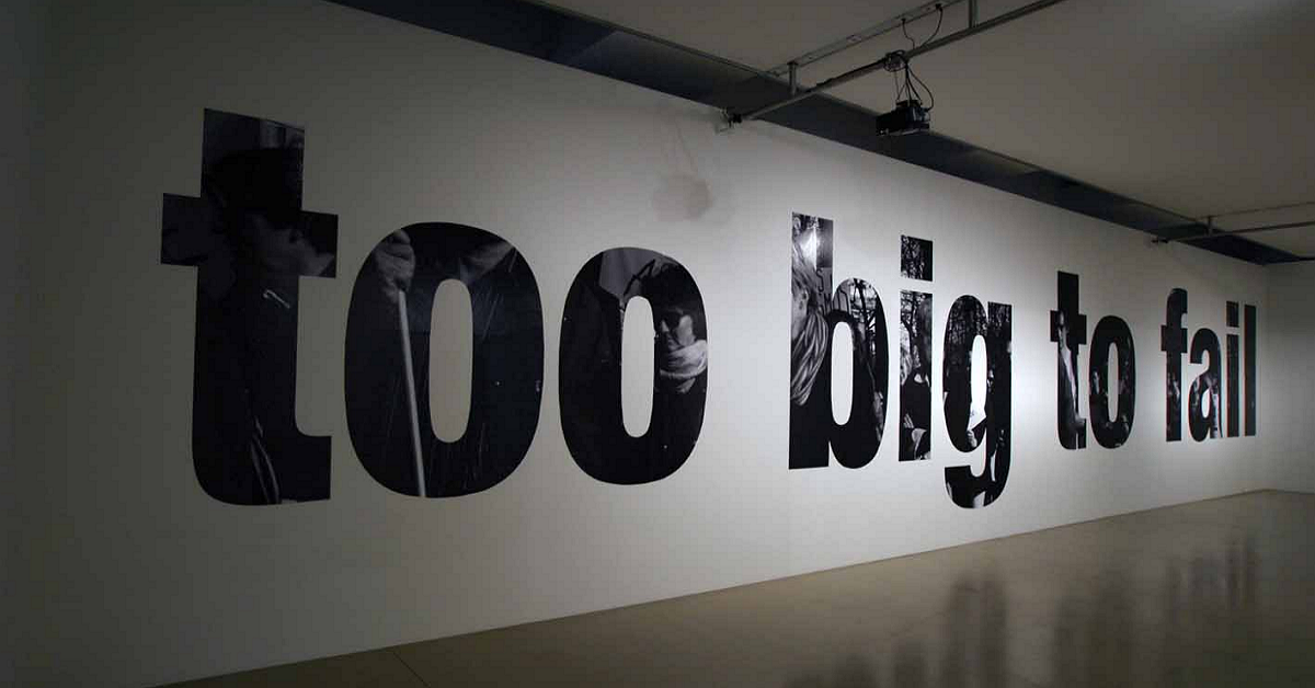 Khi nào một định chế được gọi là "too big to fail"?