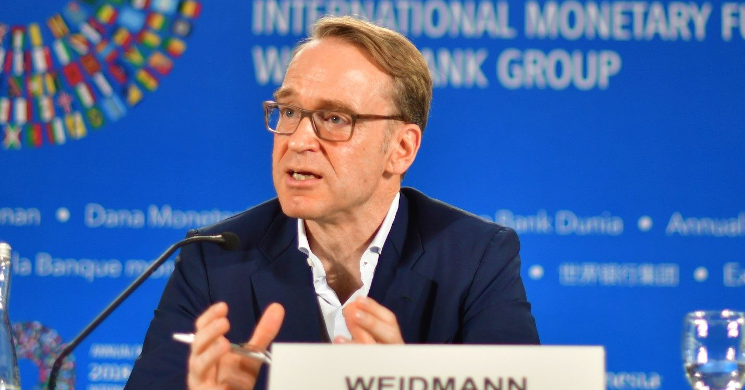 Quan chức ECB hối thúc ngân hàng châu Âu phát triển cách thanh toán rẻ hơn để đối phó với Libra