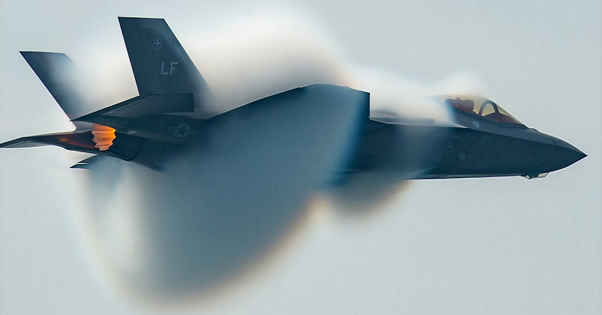 [NÓNG] Tiêm kích F-35A của Mỹ xuất kích, lãnh đạo tối cao Iran tới sở chỉ huy chiến đấu