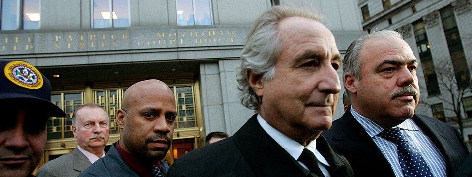 Thêm 1 nạn nhân nữa của siêu lừa vĩ đại nhất lịch sử ngành tài chính phải tự sát