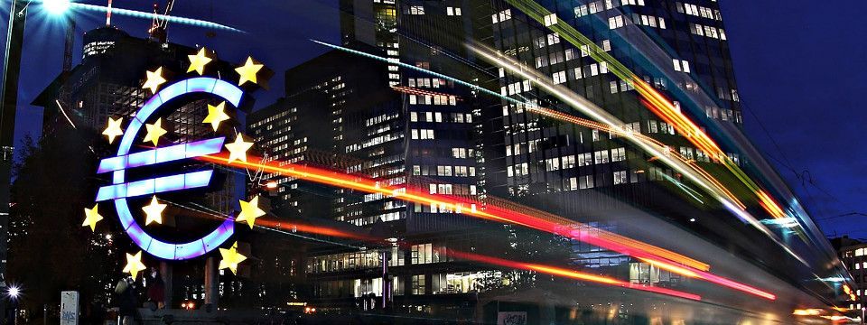 Vì sao EURUSD nhảy bập bênh sau cuộc họp ECB tối qua?