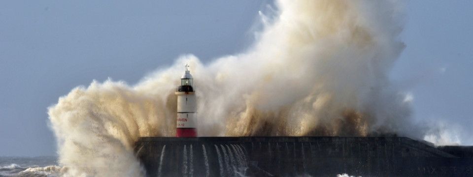 Vì sao tuần này sóng lớn có thể lại tìm đến GBP?