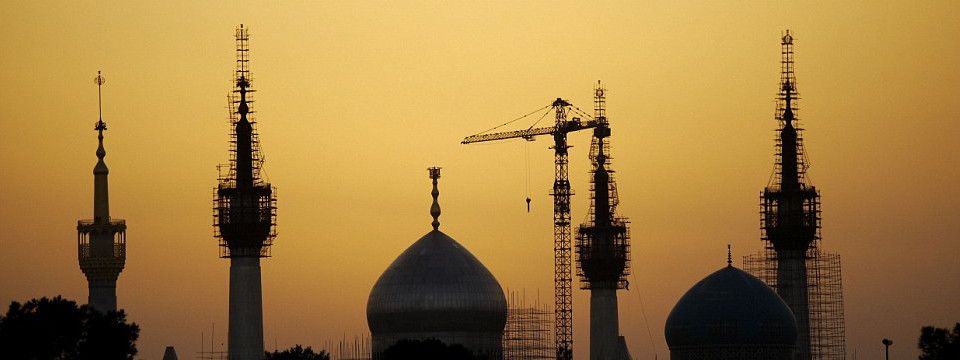 Điều gì khiến thị trường Forex biến động rất mạnh chiều qua?