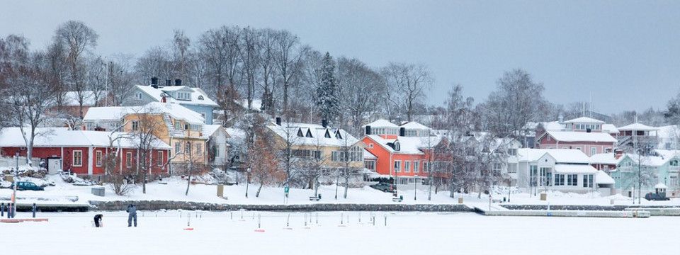 Có bất ổn gì trong GDP tốt của Anh hôm qua? Vì sao CHF mất giá trước khi hồi phục nhờ FOMC?