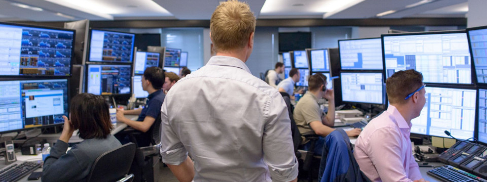 Mô hình bẫy giá Fakey - tín hiệu giao dịch uy lực nhất trong phân tích kỹ thuật