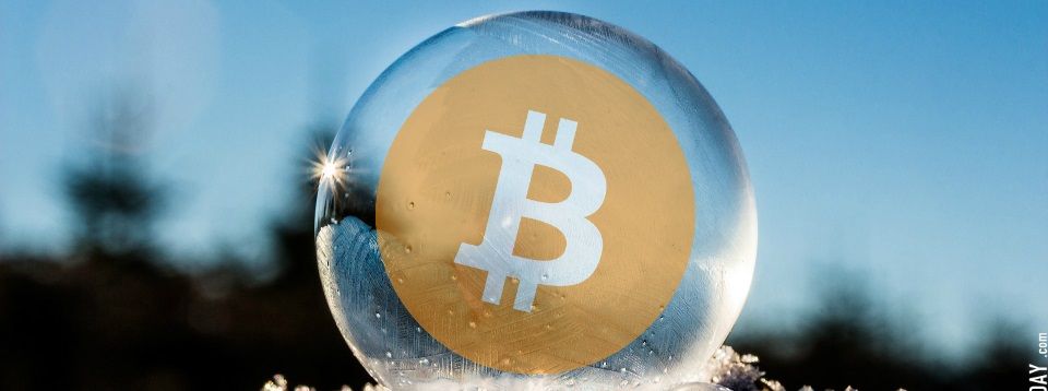 Tại sao các nhà đầu tư truyền thống luôn nhìn thấy bong bóng ở Bitcoin?