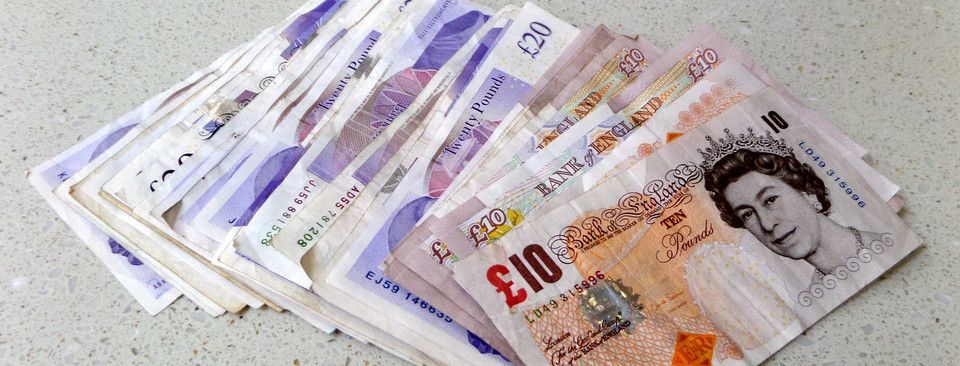 Khảo sát này dự báo khả năng GBP có thể tăng cho đến đầu tháng sau?